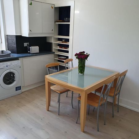 Alastrean Flat Aberdeen Extérieur photo